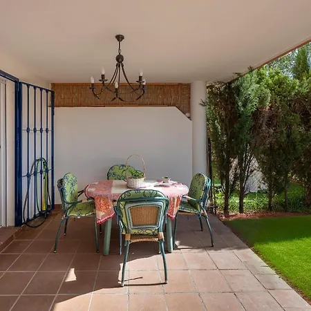 Elviria Close And Golf Apartamento *